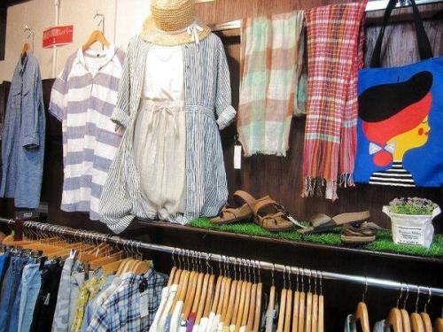 ナチュラルのニコアンド