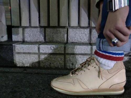 メンズのスニーカー