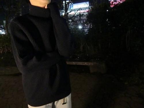 トップスのニット・セーター