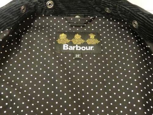 トップスのオイルドジャケット