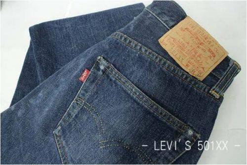 メンズのボトムス