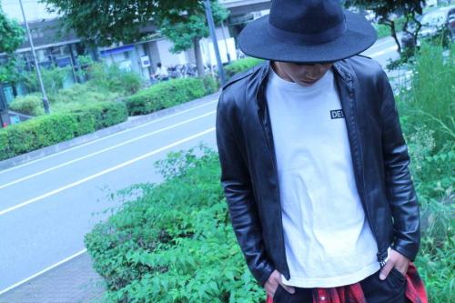 メンズのトップス