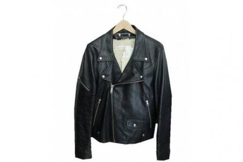 メンズのトップス