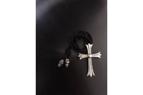 CHROME HEARTSのネックレス