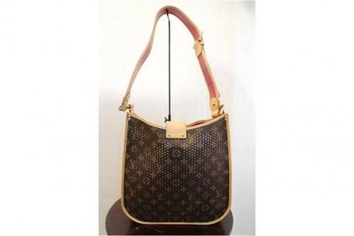 ショルダーバックのデイパック