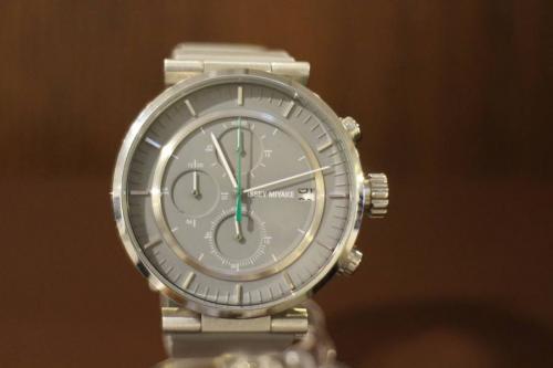 クロノグラフの腕時計