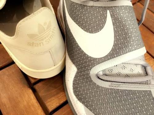 ナイキのローテクスニーカー
