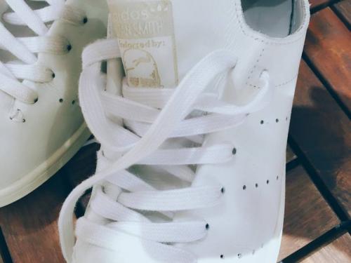 ハイテクスニーカーの川越