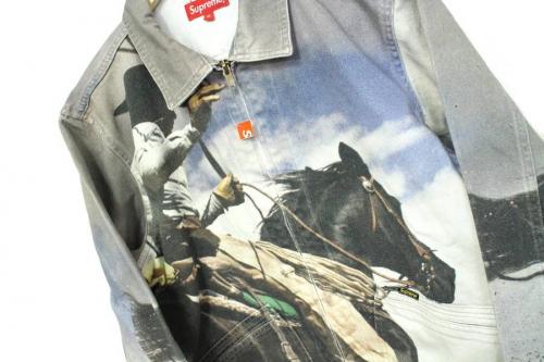 シュプリームのSUPREME