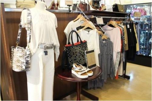 ADOREのDEUXIEME CLASSE