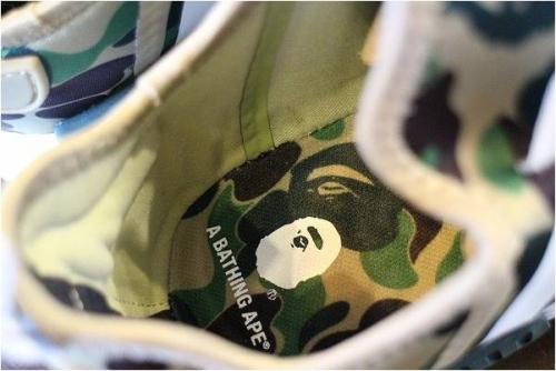 まさに驚異的人気！A BATHING APE×adidasコラボスニーカー奇跡の
