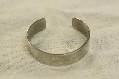 TOMORROWLANDのバングル