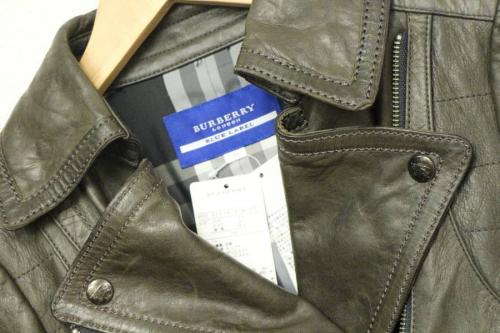 バーバリー ブルーレーベルのレザージャケット