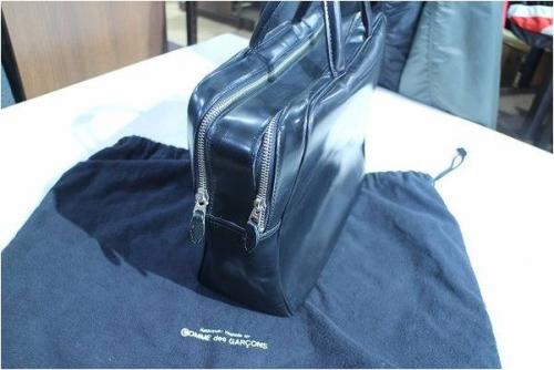 青山バックのレザー