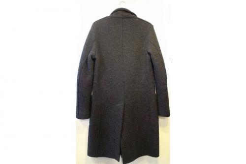 ウールジャケットのLARDINI