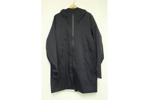 デザント オルテラインのボアアクティブシェルオールウェザーコート