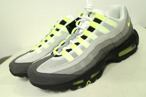 ナイキのAIR MAX 95