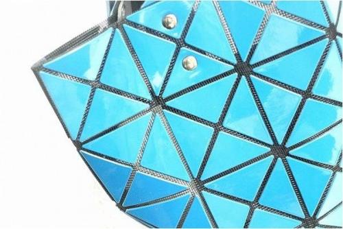 ルーセント 6×6のISSEY MIYAKE