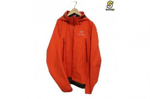 HAGLOFSのTHE NORTH FACE