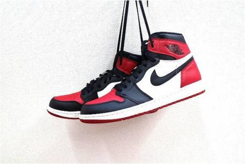 スニーカーのNIKE