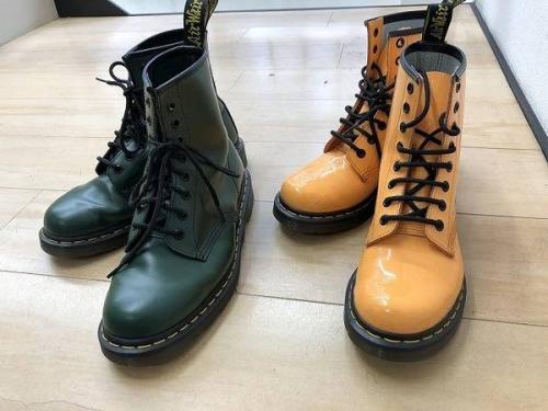 ブーツの革靴