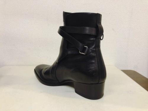 サンローランパリのWyattアンクルブーツ