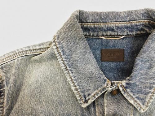 レアアイテムのSaint Laurent Paris