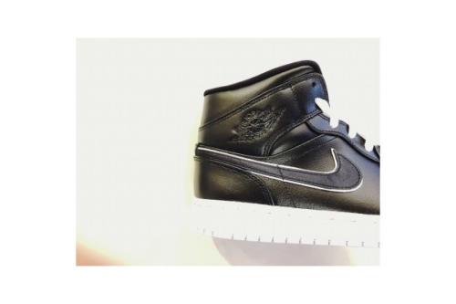 スニーカーのNIKE