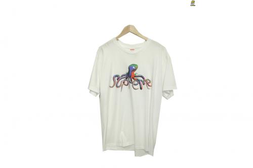 SUPREMEのシュプリーム