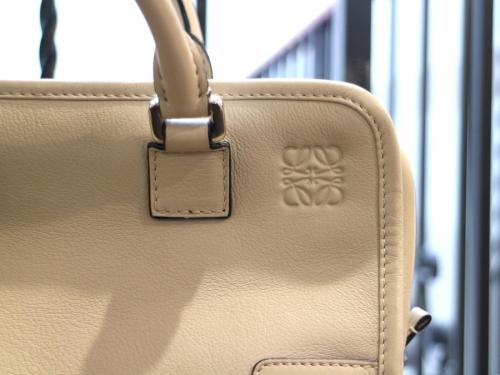 ラグジュアリーブランドのLOEWE