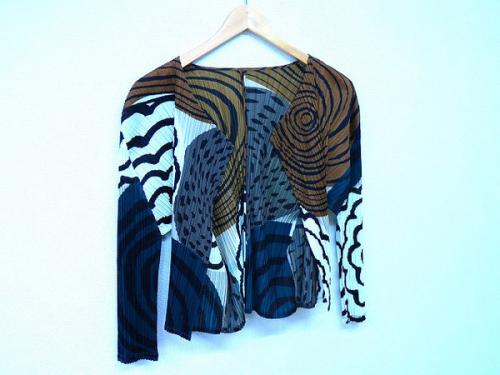 ISSEY MIYAKE PLEATS PLEASEのイッセイミヤケ プリーツプリーズ