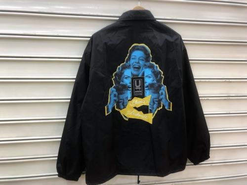 アンダーカバーのコーチジャケット