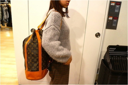 ラグジュアリーブランドのLOUIS　VUITTON