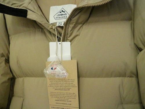 ナンガのダウンジャケット