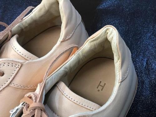 スニーカーの中古