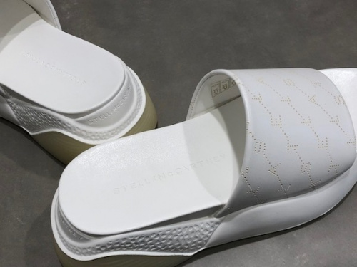 ラグジュアリーブランドのSTELLA McCARTNEY