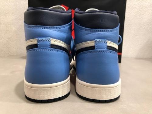 スニーカーの中古