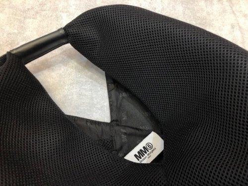 ラグジュアリーブランドのMM6 Maison Margiela