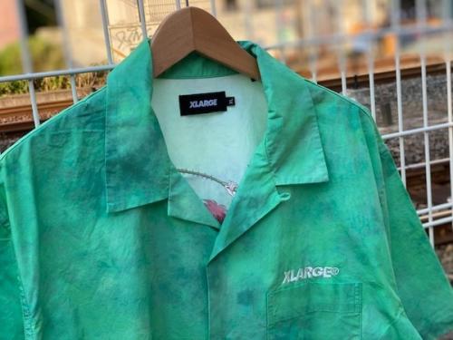 オープンカラーシャツの幽遊白書