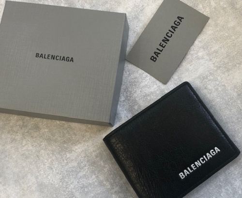 ラグジュアリーブランドのBALENCIAGA