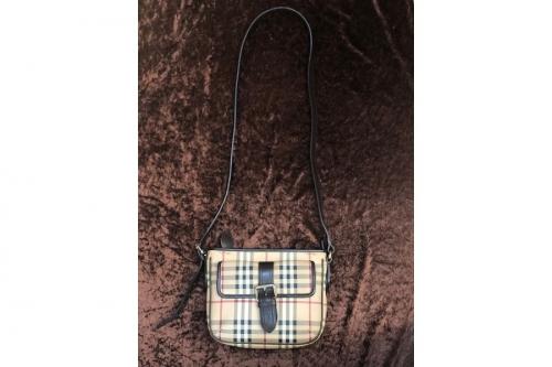 BURBERRYのバーバリー