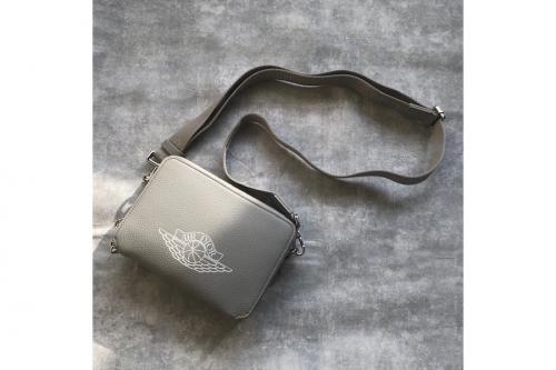 話題のコラボ入荷】「DIOR×NIKE(ディオール×ナイキ)」よりAIR DIOR 