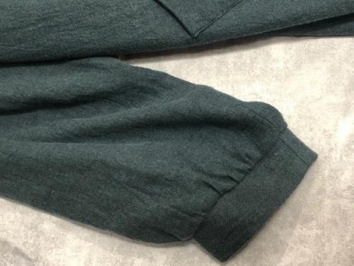 経年真価のジャケットコートのユニセックス