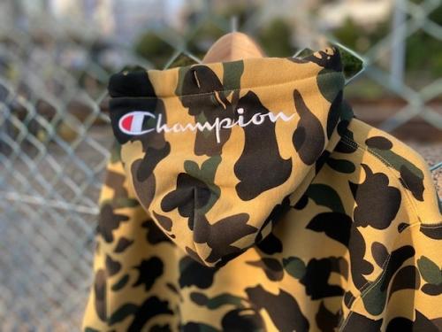 パーカーのメンズ　ストリート