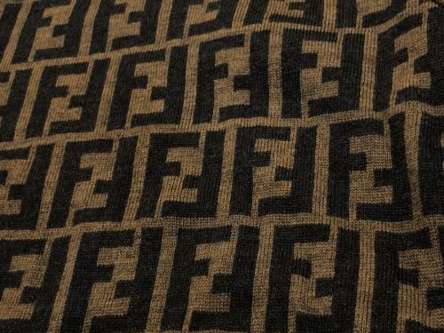 ズッカ柄カーディガンの中古