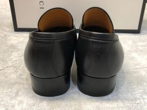 GUCCI タッセル付きローファー ブラック/ベージュ　値下げ！ GUCCI - グッチ タッセル付きローファーの通販 by dabo1223's