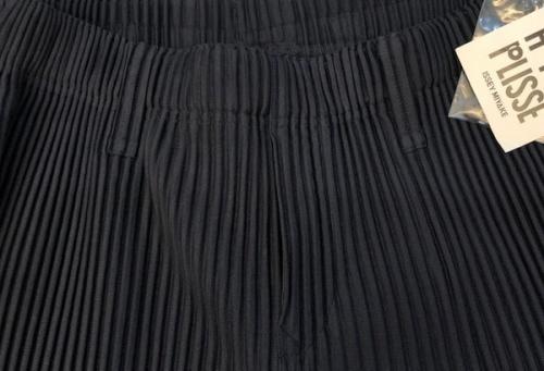 プリーツ ワイド ストレート