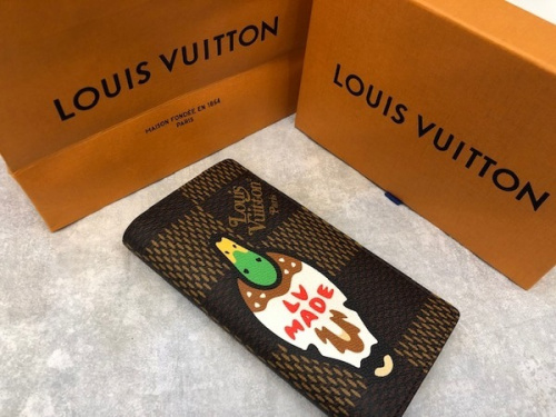 ラグジュアリーブランドのLOUIS VUITTON ×NIGO