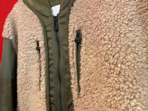 ボアコントラスボンバージャケットの中古　レディース　コムデギャルソン　モンクレール　バブアー　アディダス