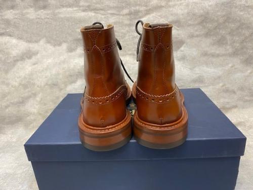 トリッカーズのカントリーブーツ